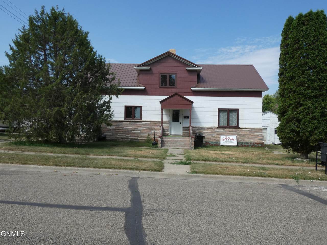 205 F Avenue - Photo 1