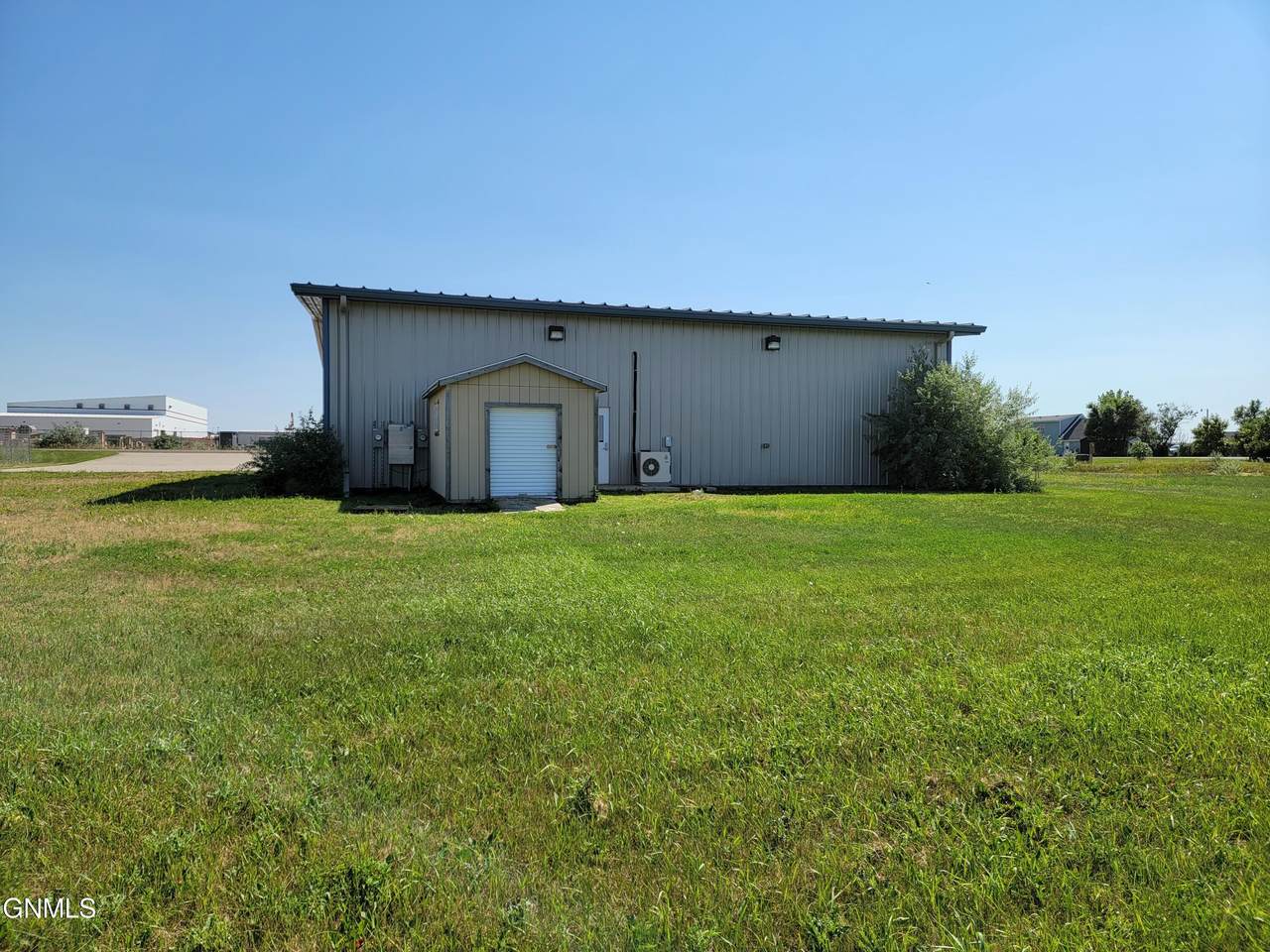 11113 31P Street - Photo 1