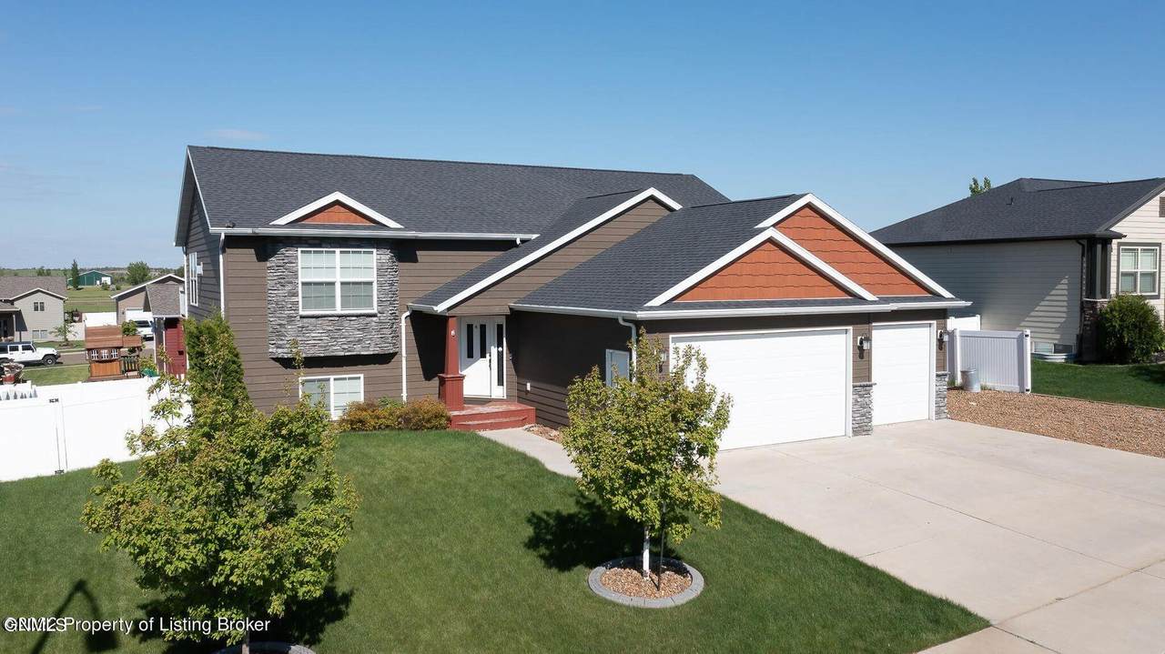 2627 Country Oak Drive - Photo 1