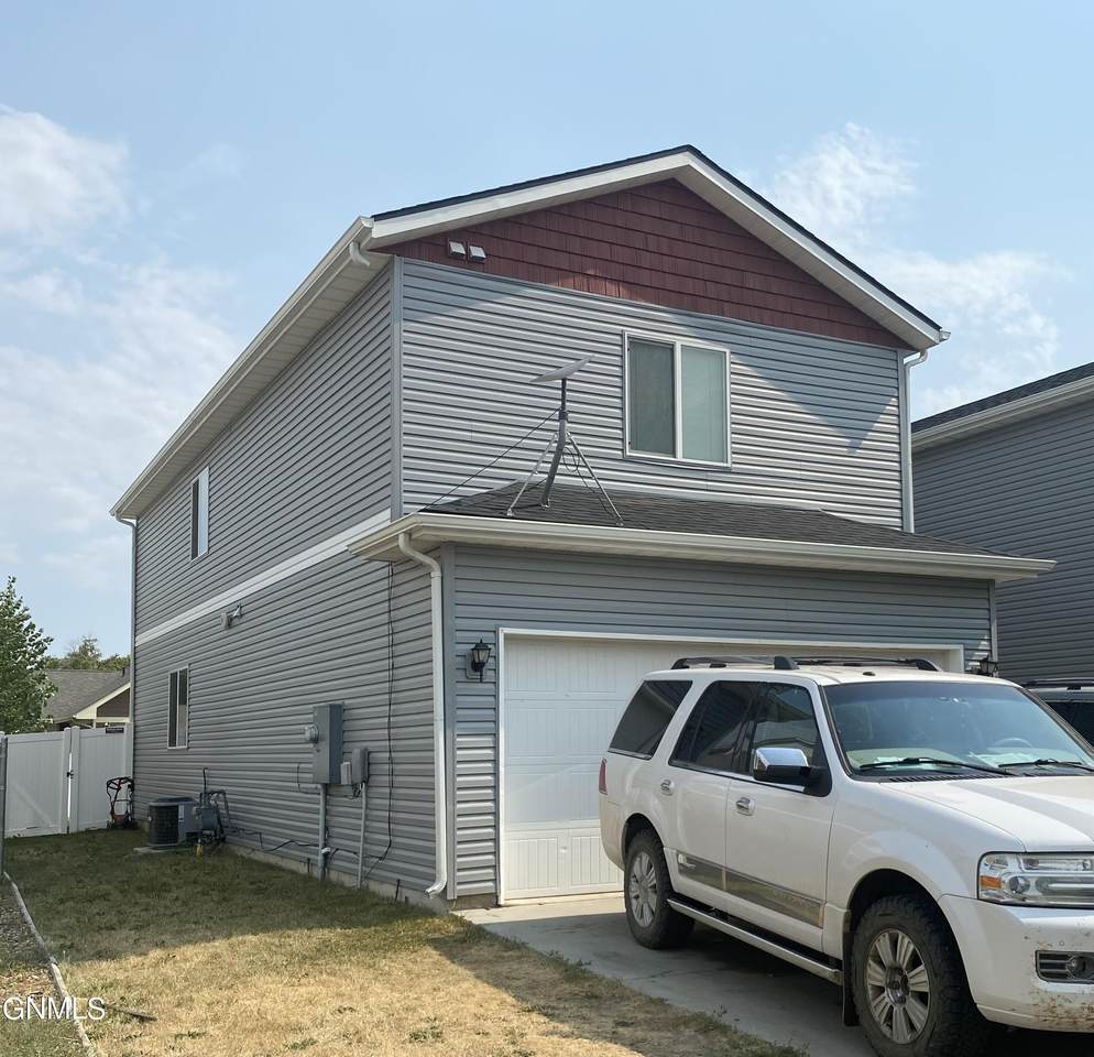 311 8th Ave. Nw Avenue - Photo 1