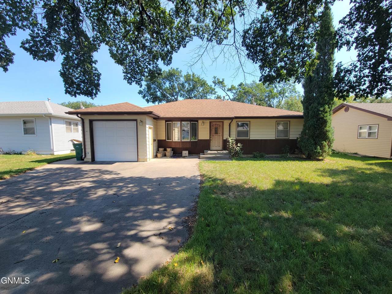 1829 Assumption Drive - Photo 1