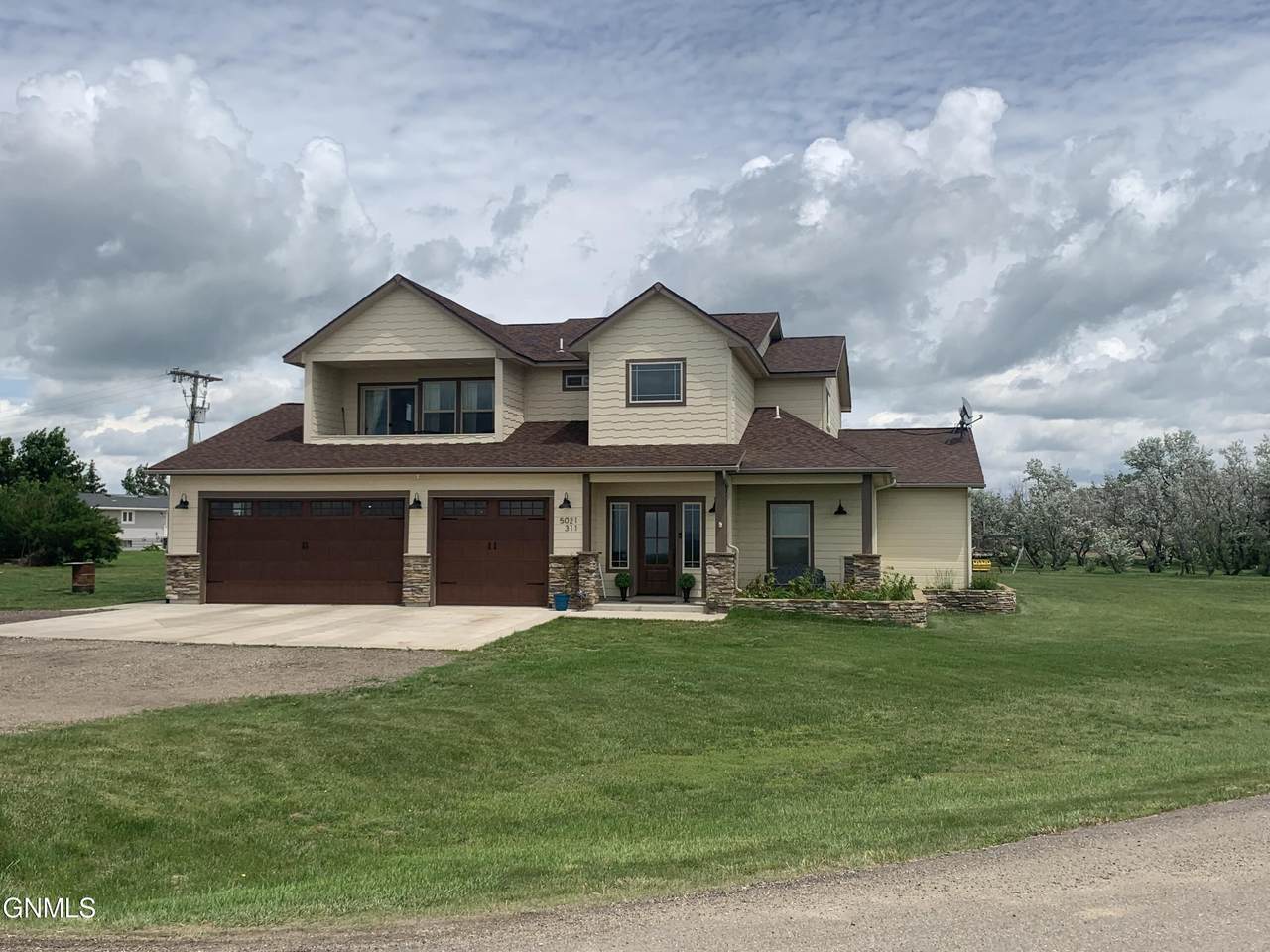 5021 133rd Avenue - Photo 1
