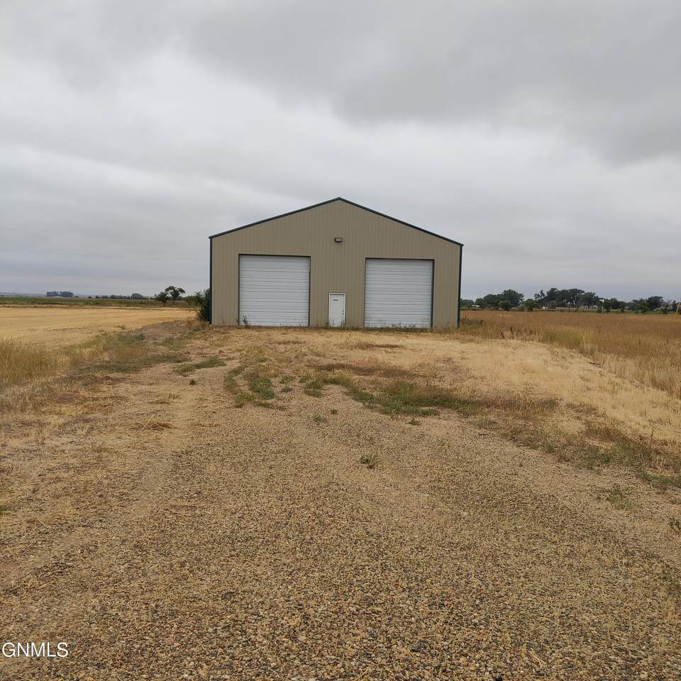16046 35th Q Street - Photo 1