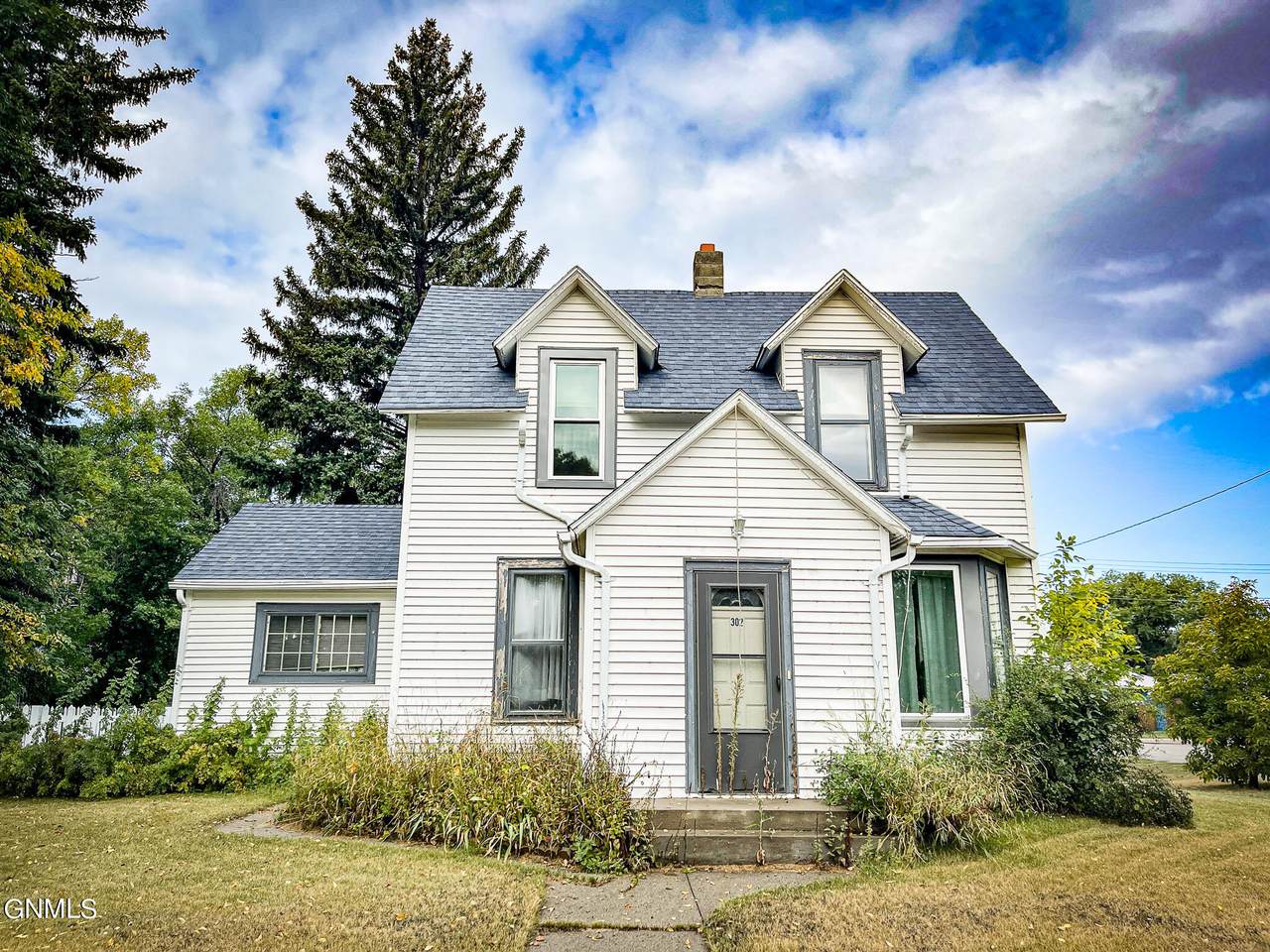 302 Mitchell Avenue - Photo 1