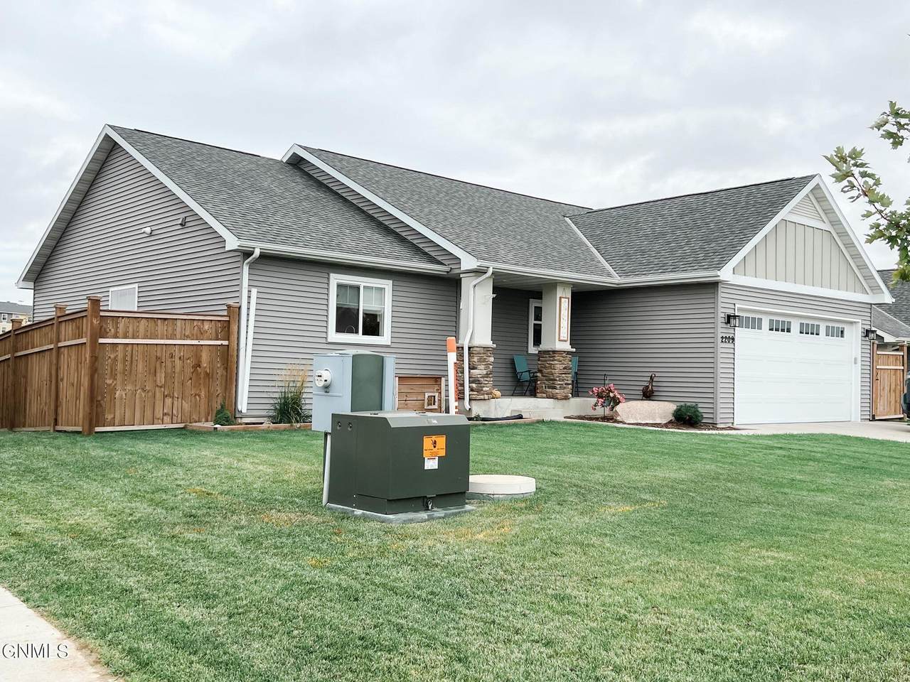2209 5th Avenue - Photo 1