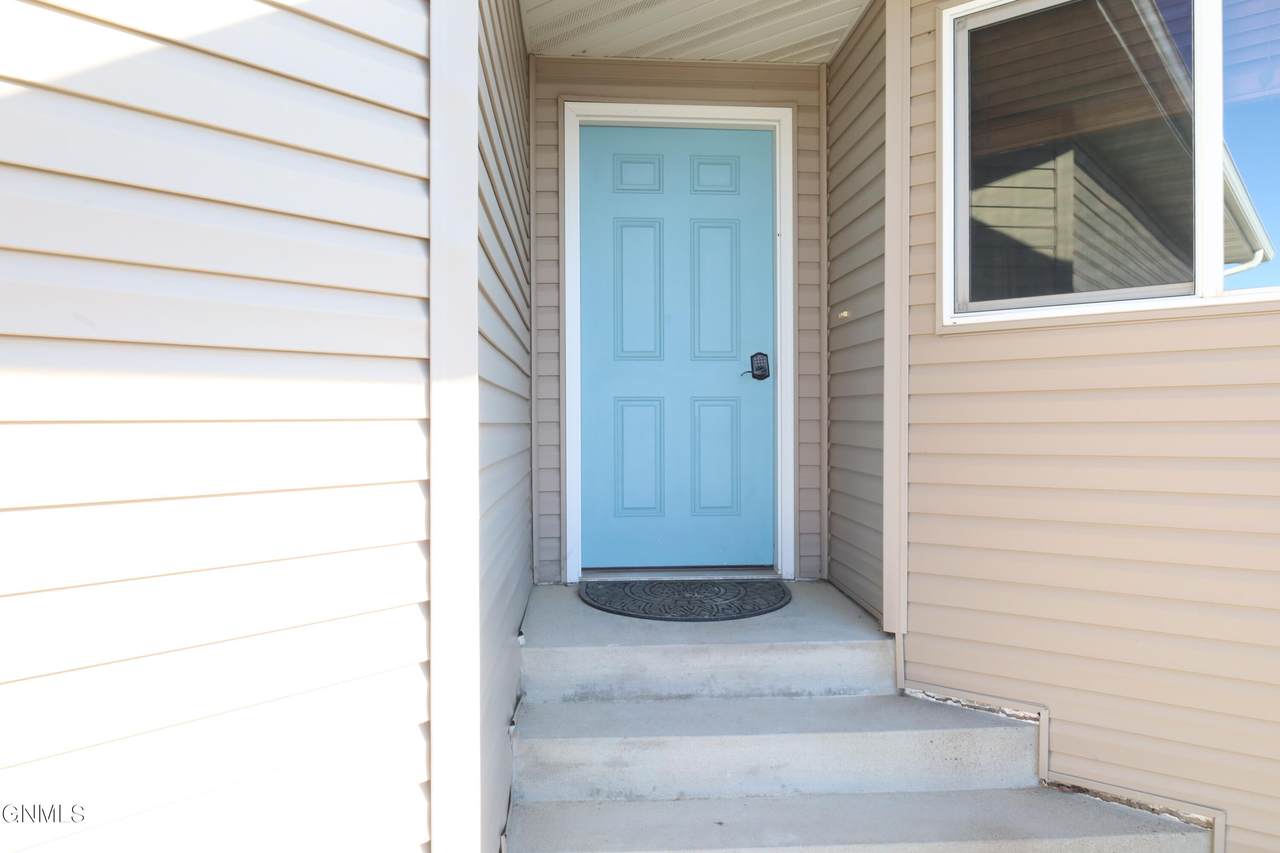 4513 Impala Court - Photo 1
