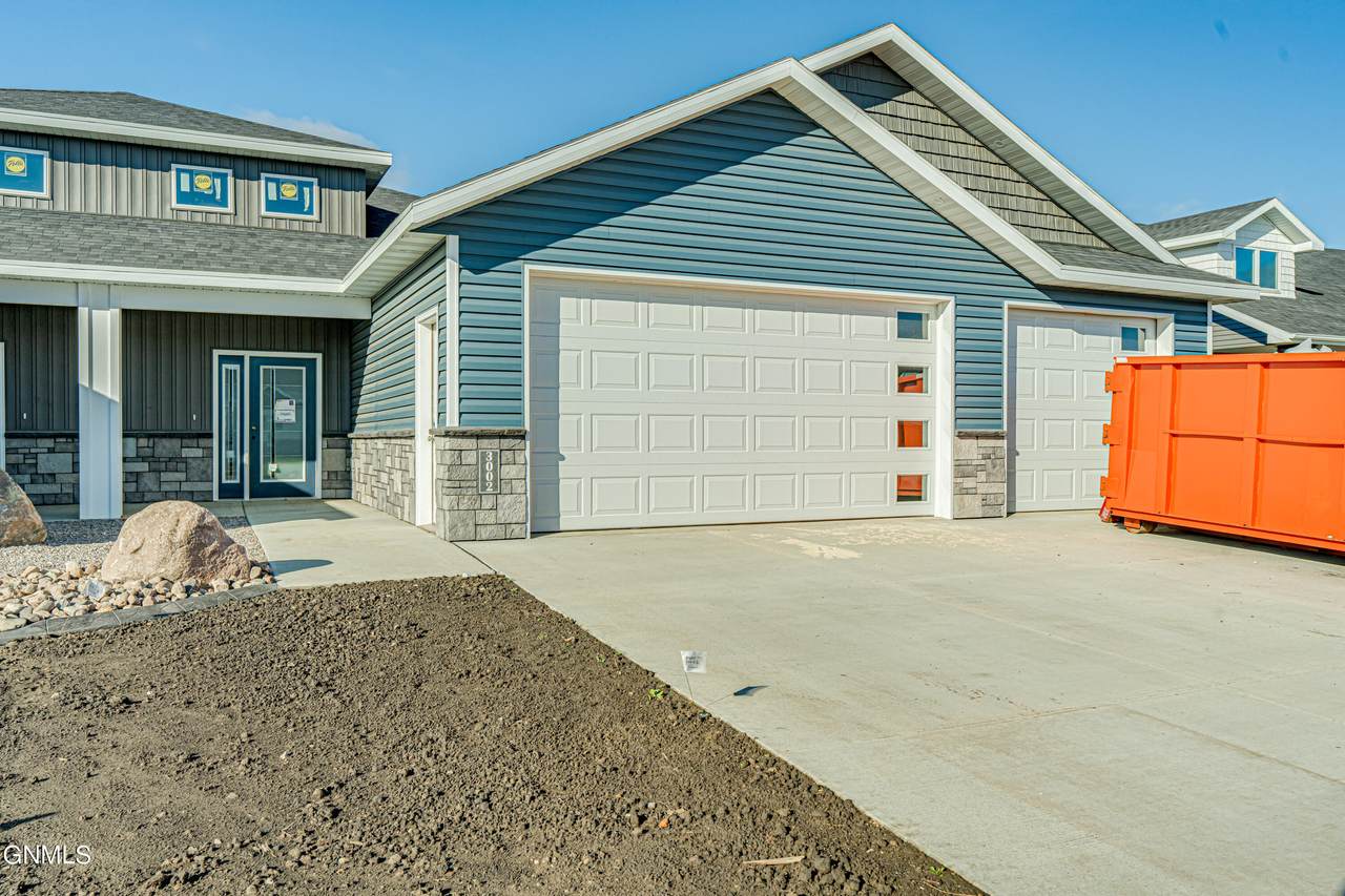 3002 Peach Tree Drive - Photo 1