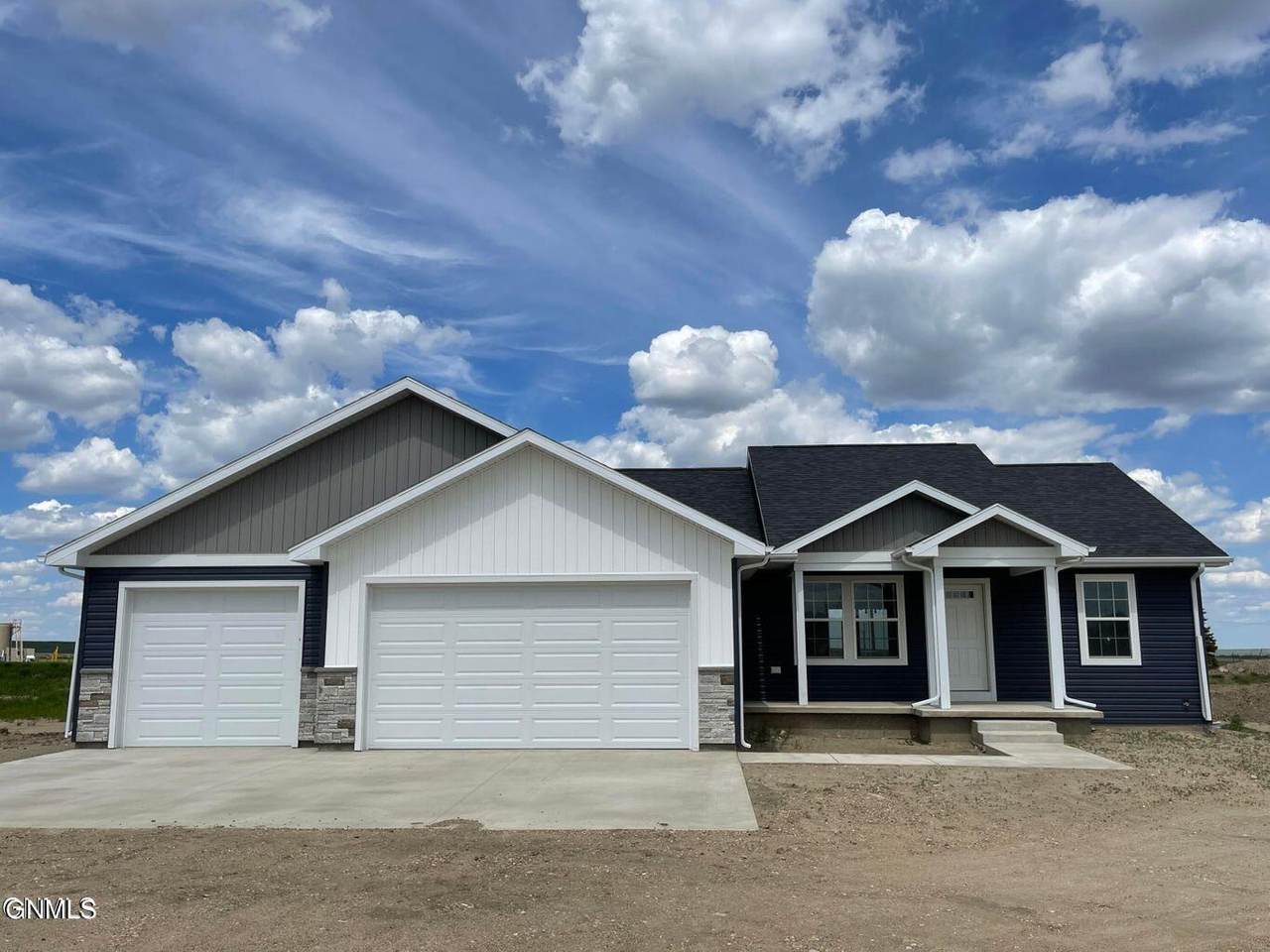 13634 Redwood Way - Photo 1