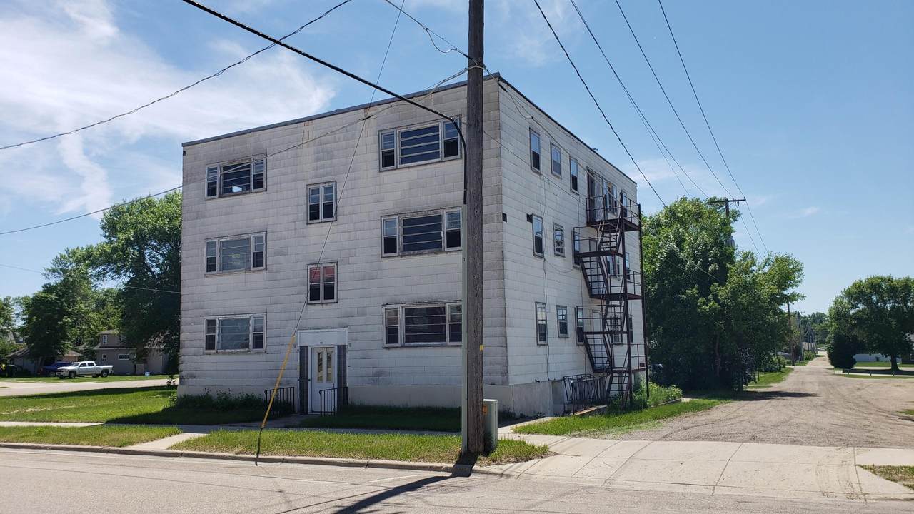 112 3rd Street - Photo 1