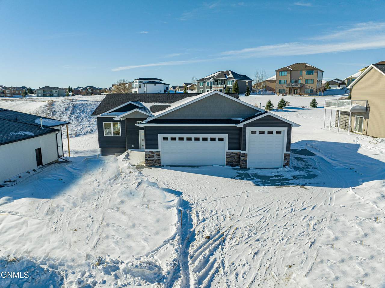 3414 Valley Drive - Photo 1