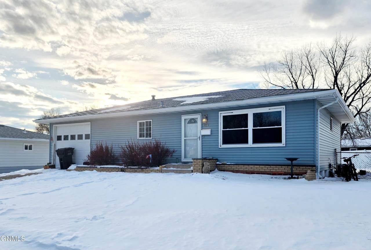 421 14th Avenue - Photo 1
