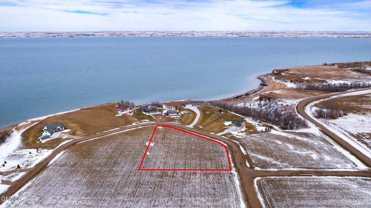 5802 Sandstone Point Rd - Photo 1