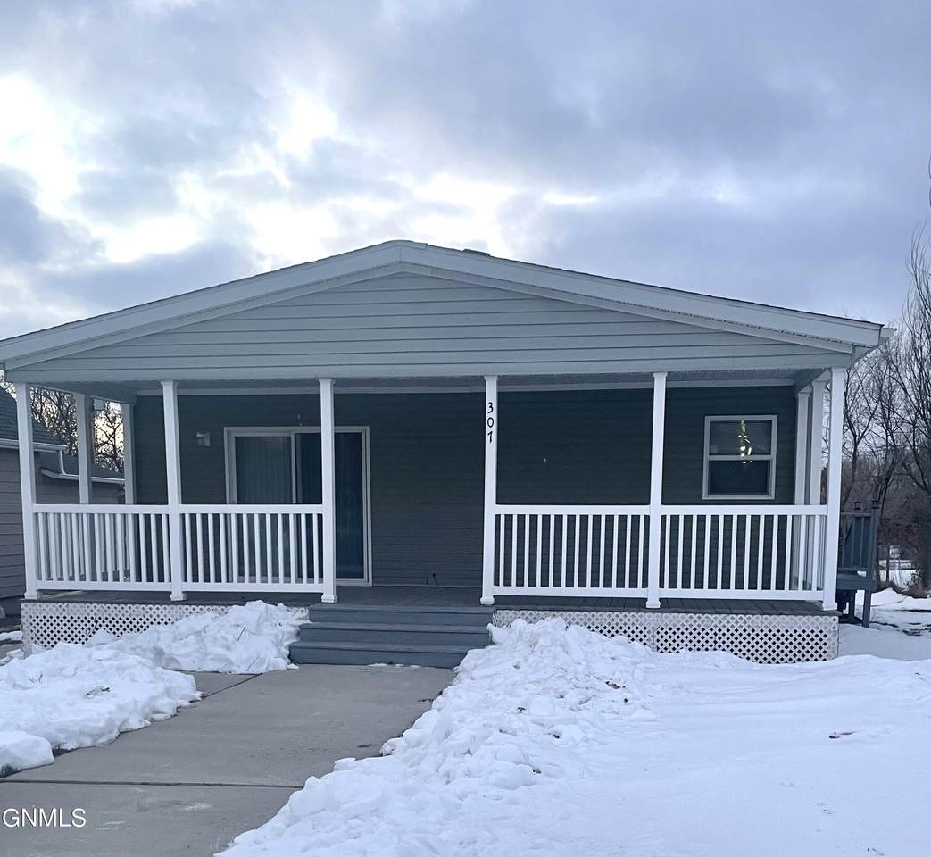 307 3rd Street - Photo 1