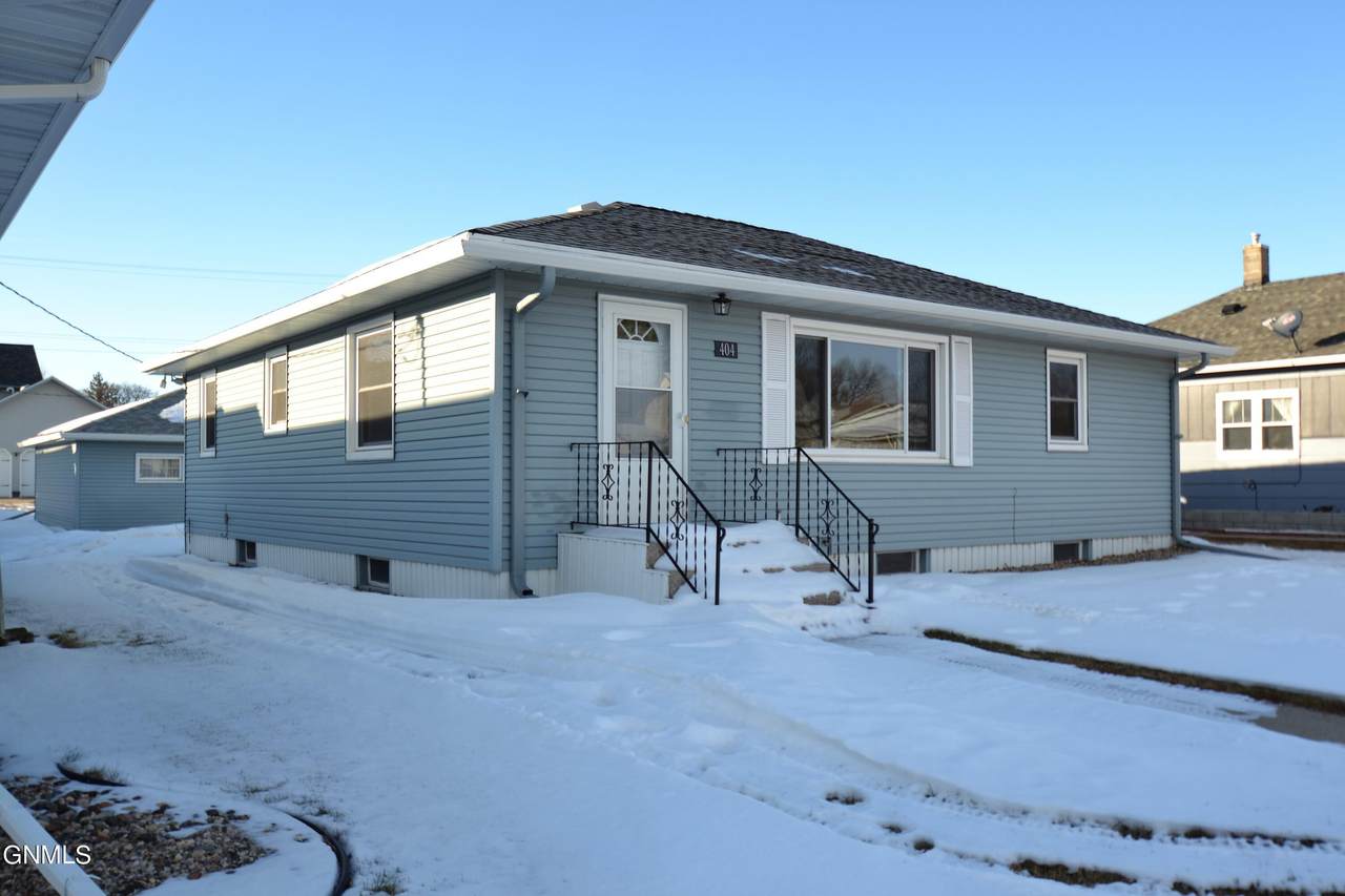 404 1st Street - Photo 1