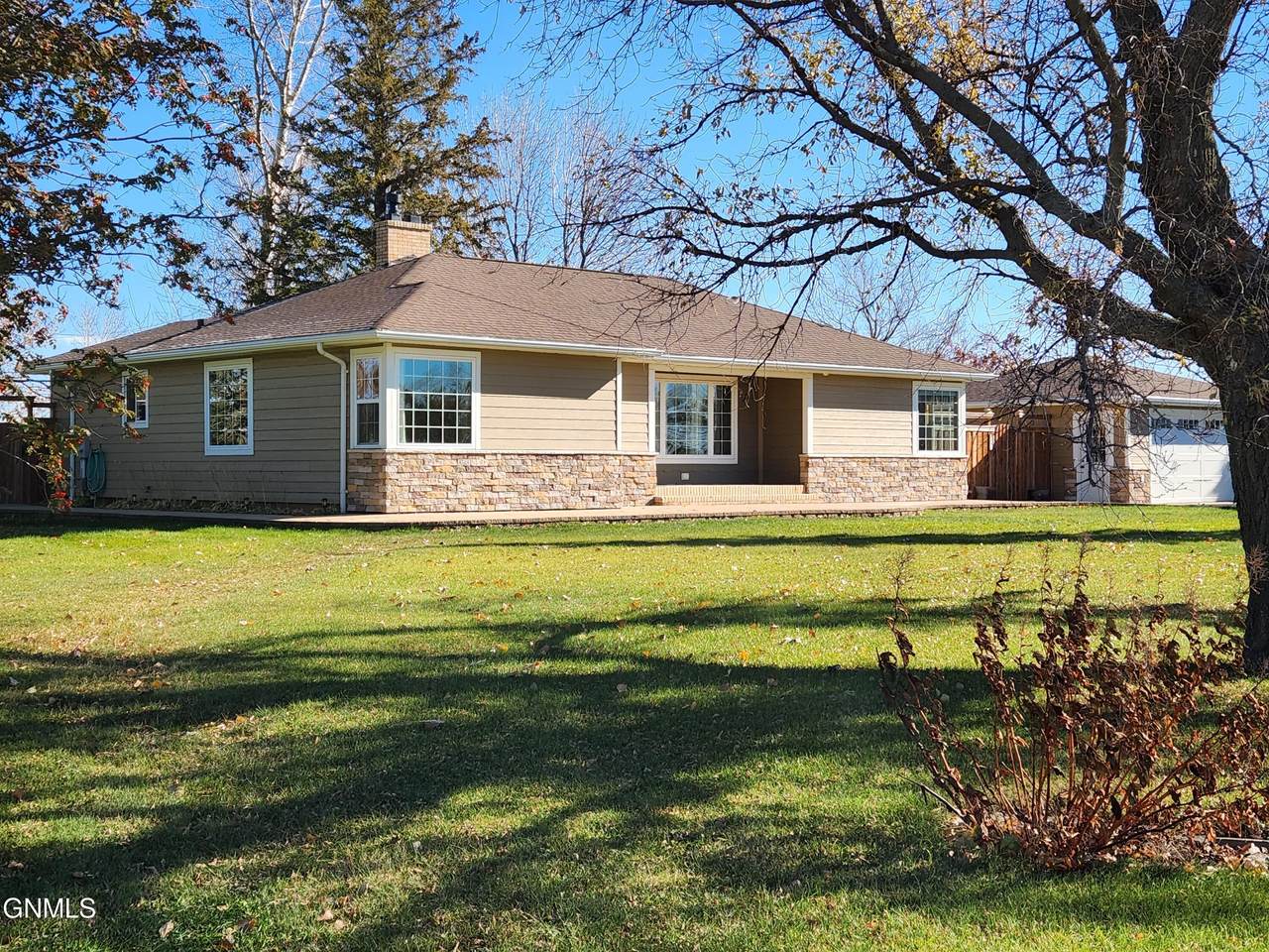 1301 Hwy 75 - Photo 1