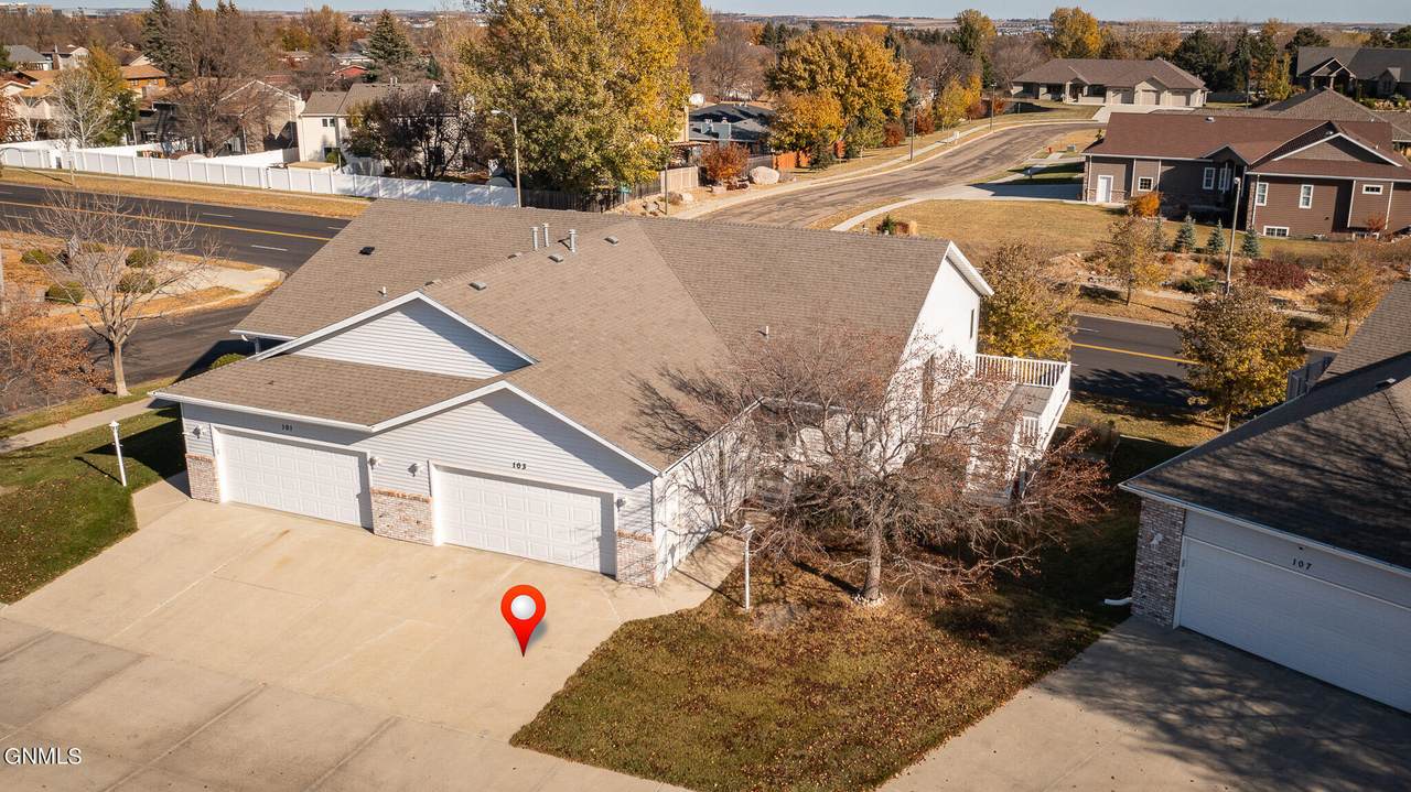 103 Aspen Avenue - Photo 1