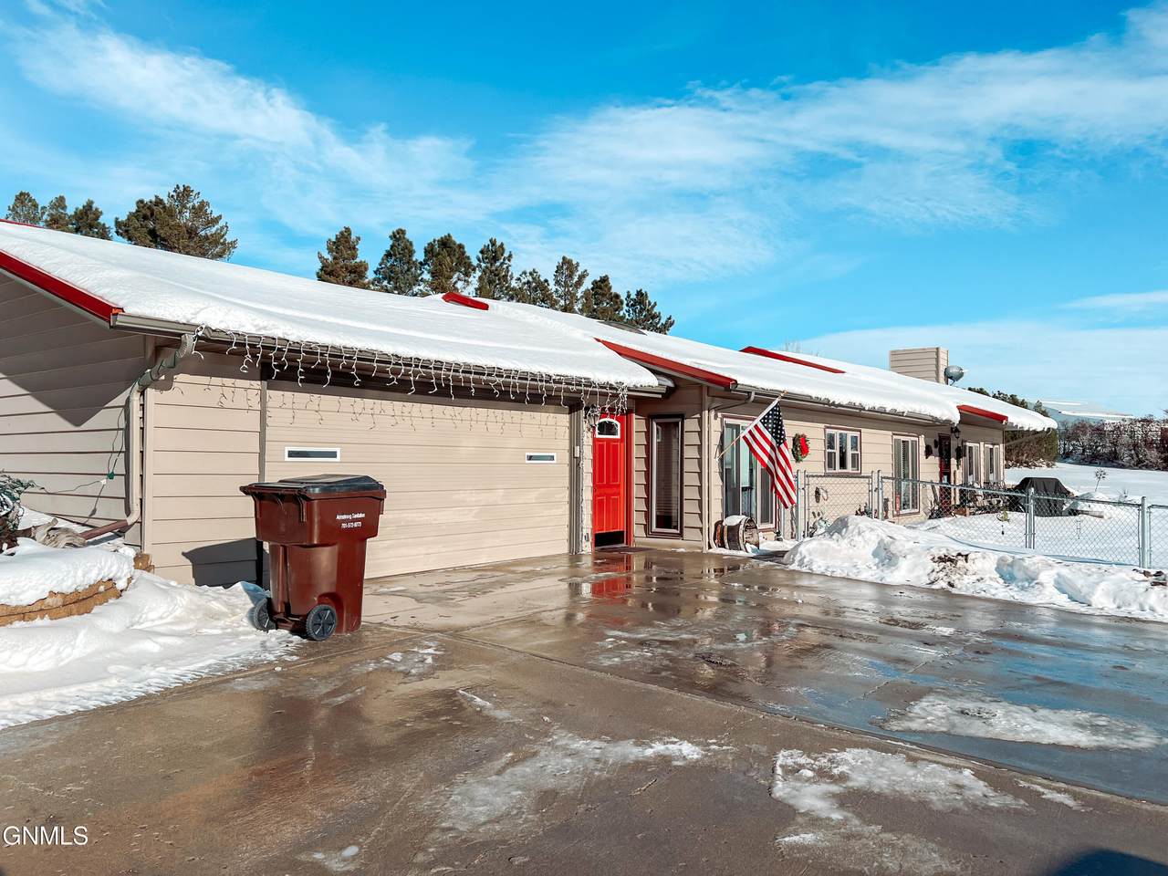 14063 48th Street - Photo 1