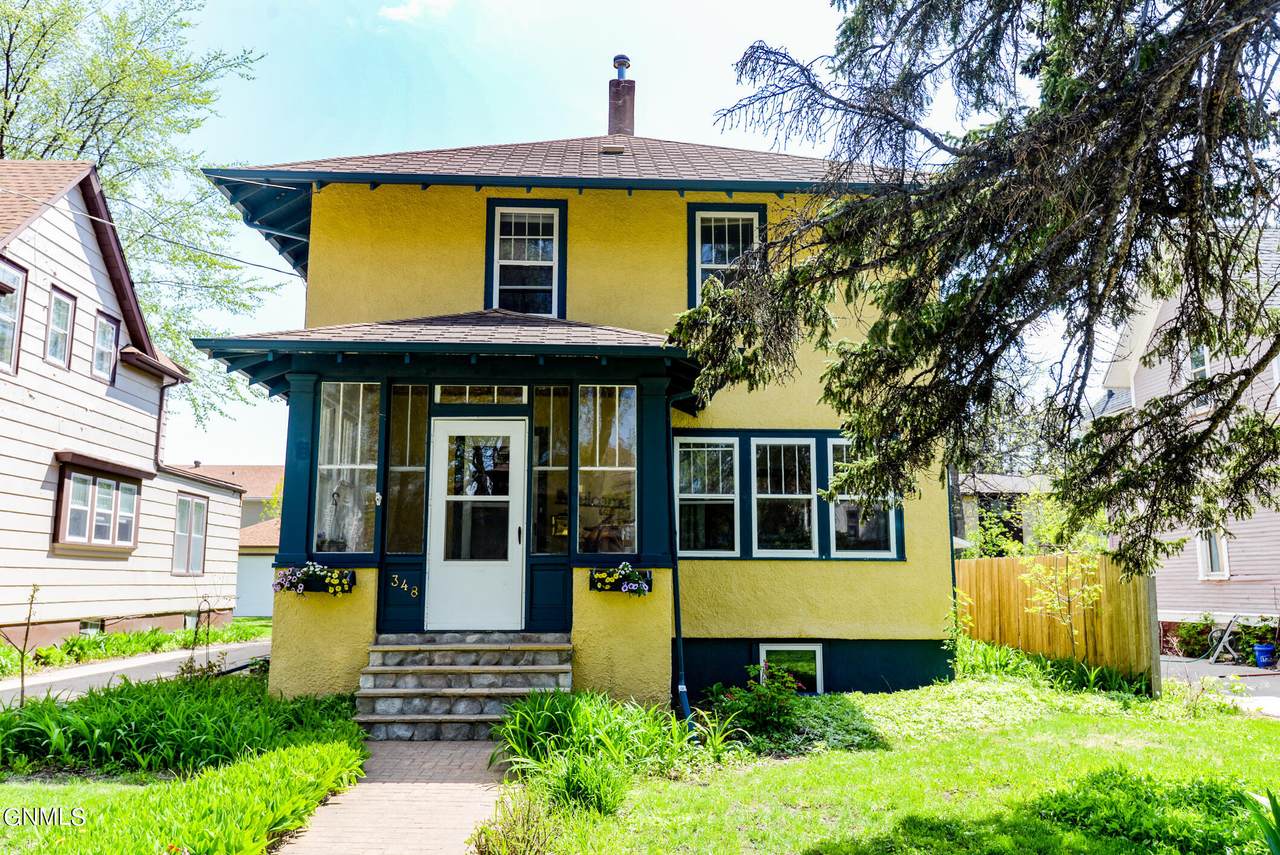 348 9th Avenue - Photo 1