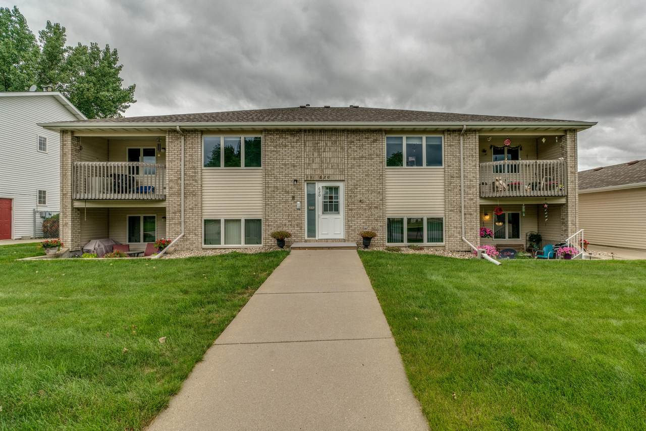 620 Bridgeport Drive - Photo 1