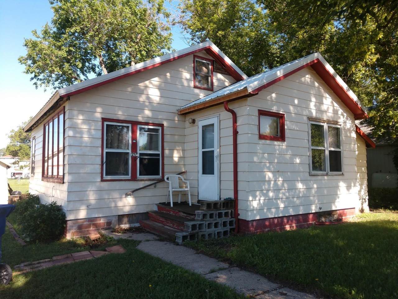 217 2nd Avenue - Photo 1