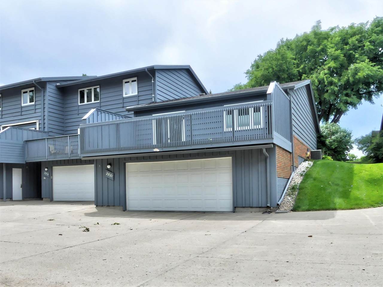 2921 Winnipeg Drive - Photo 1