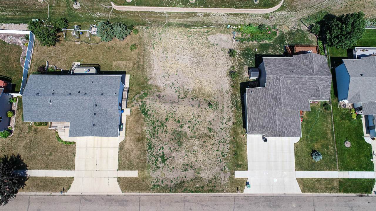 1100 27th Street - Photo 1