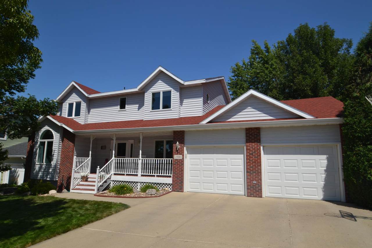 2500 Coolidge Avenue - Photo 1