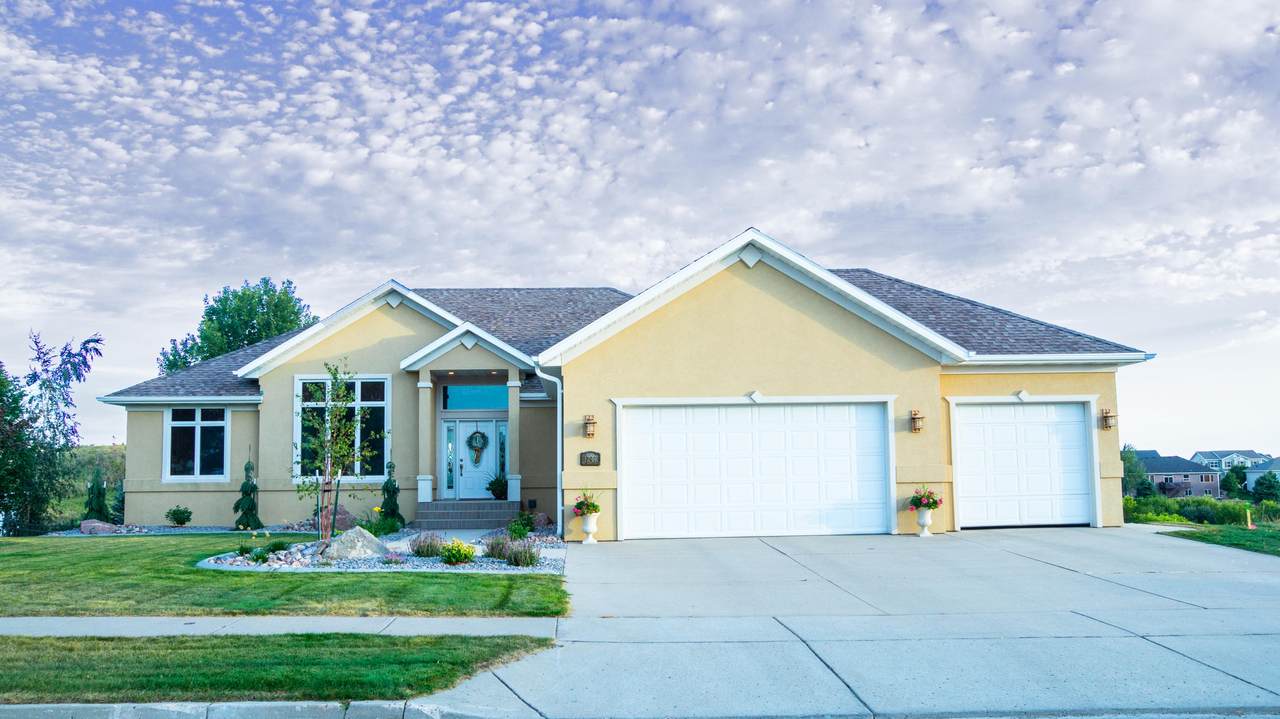 1299 Eagle Crest Loop - Photo 1