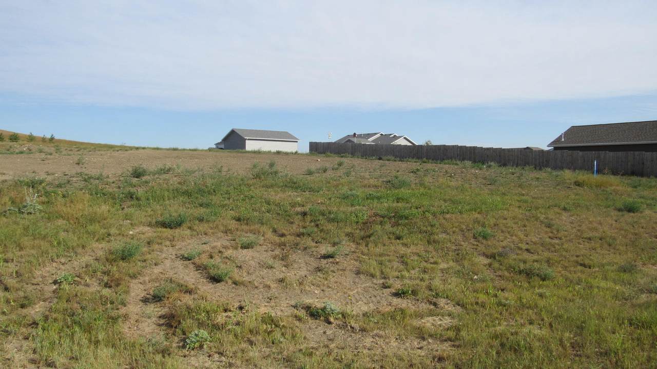 832 Parker Ranch Road - Photo 1