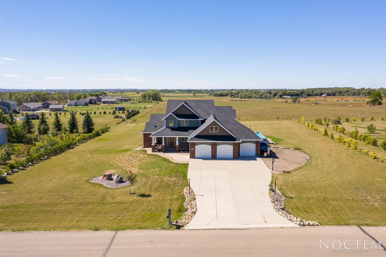7816 Runnel Road - Photo 1