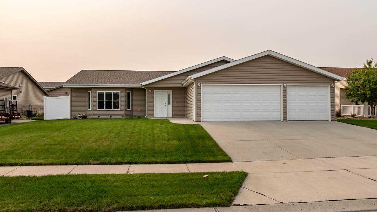 3228 Frost Lane - Photo 1