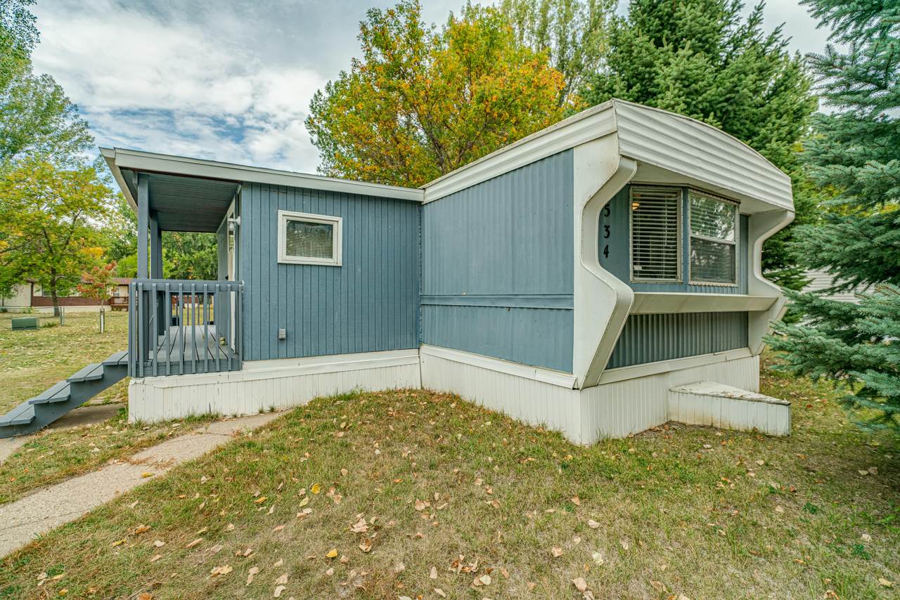 534 Sherwood Lane - Photo 1