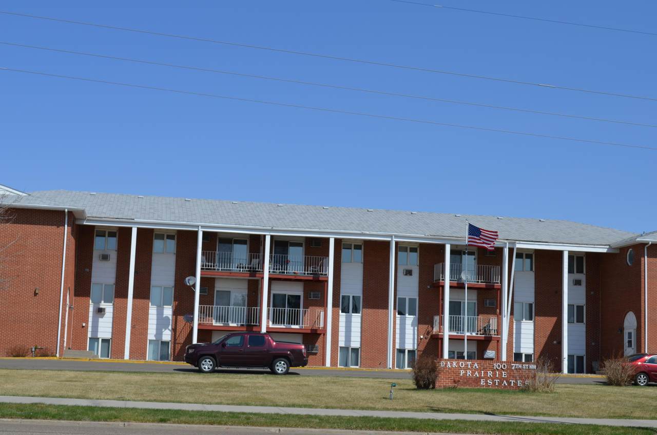 100 7th Street - Photo 1