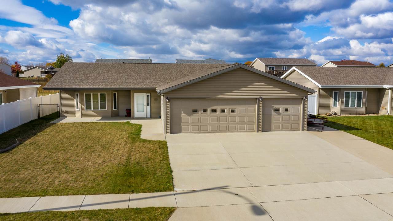 3222 Frost Lane - Photo 1