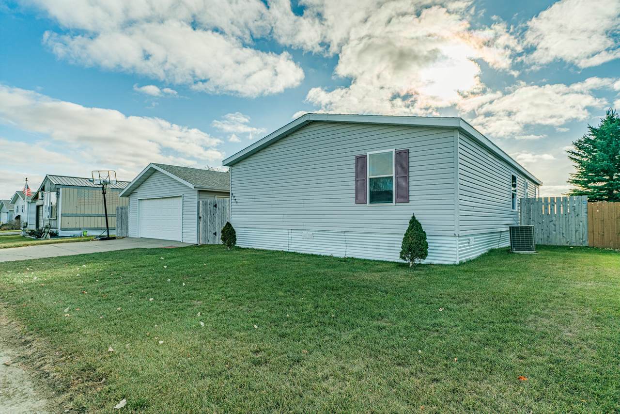 4827 Trenton Drive - Photo 1