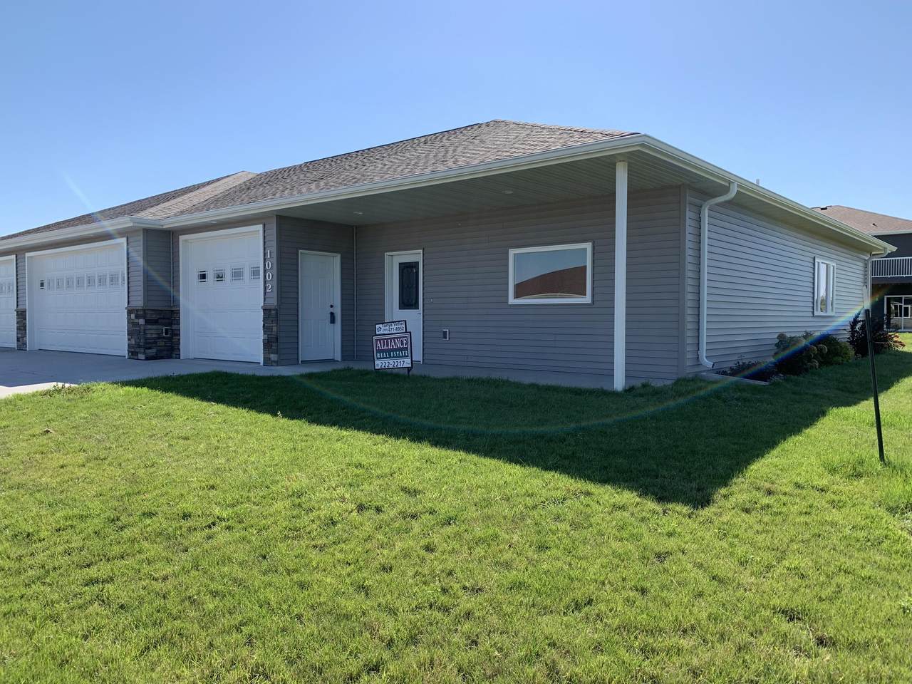1002 Otter Creek - Photo 1