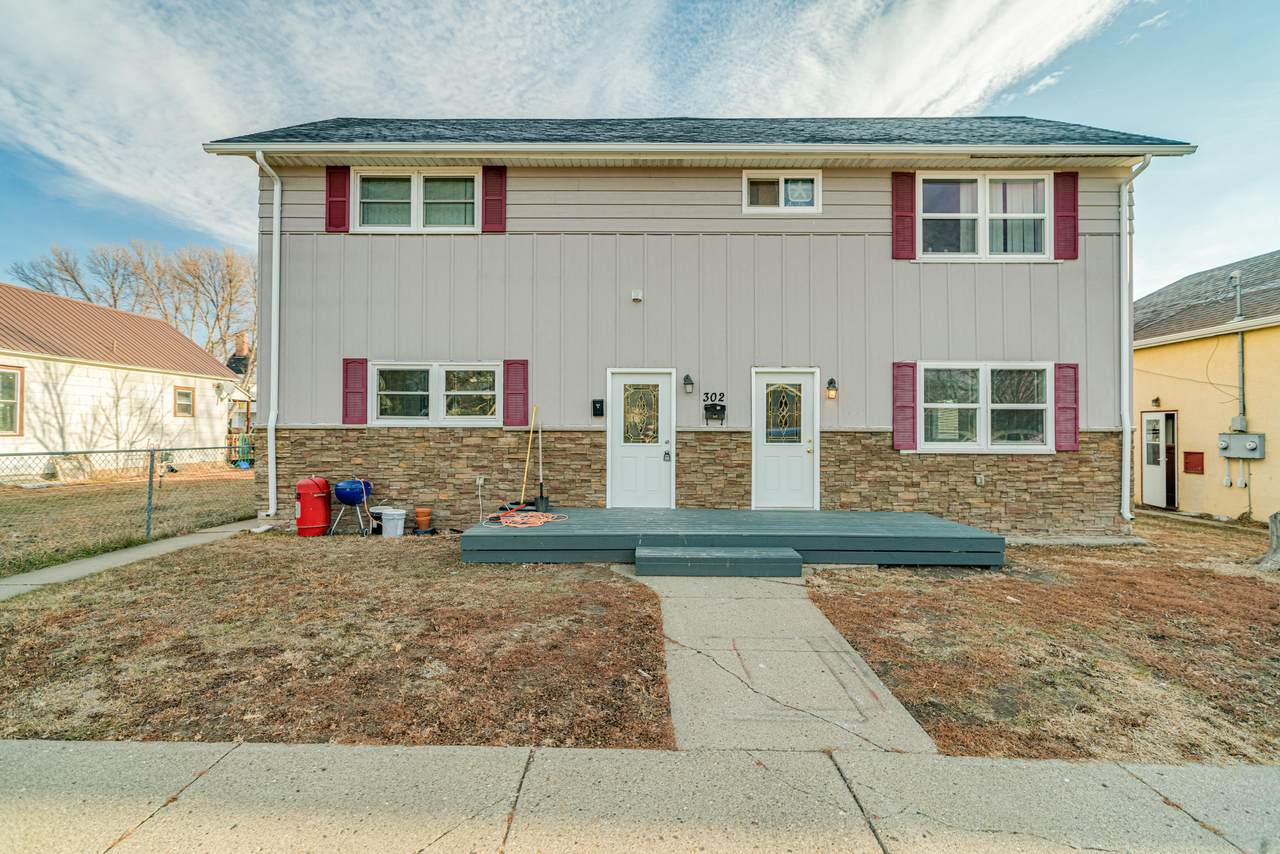 302 5th Avenue - Photo 1