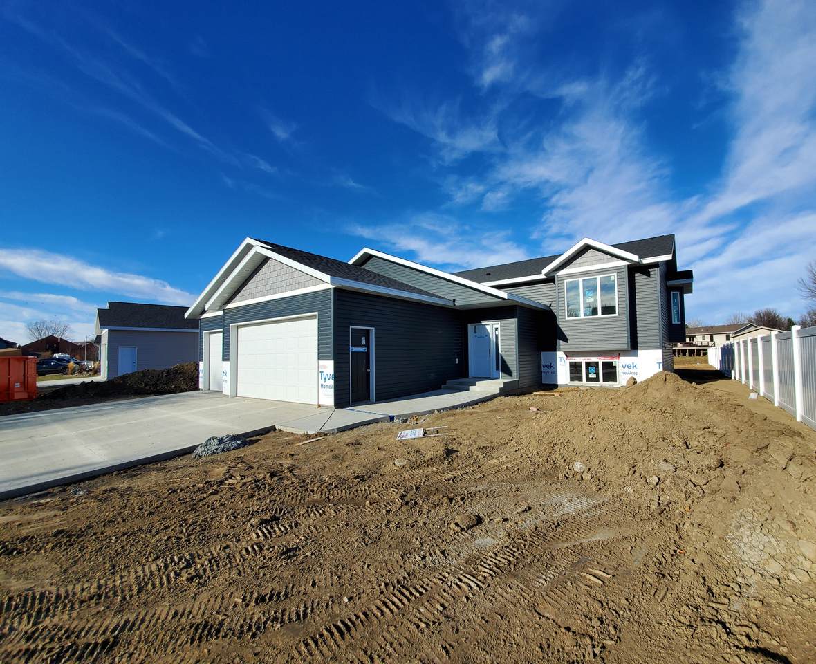 202 Rutland Drive - Photo 1
