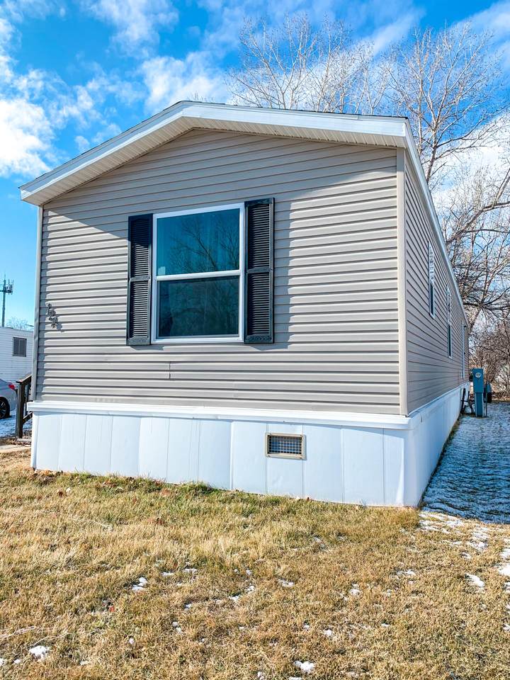 124 Delta Avenue - Photo 1