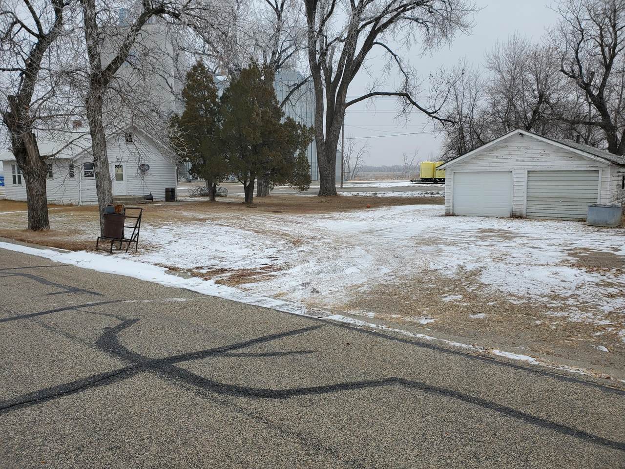 900 1st Street - Photo 1
