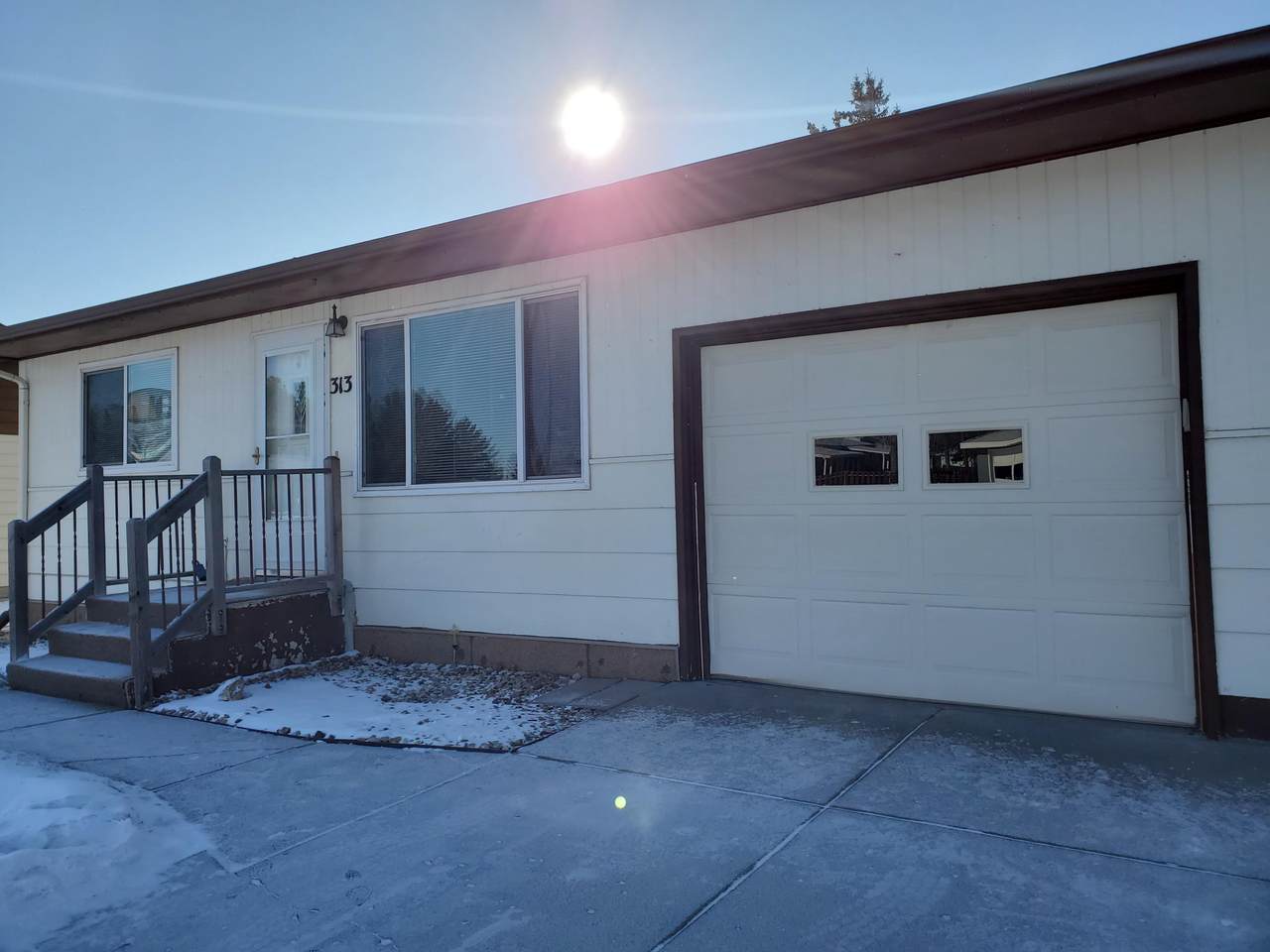 313 Interstate Avenue - Photo 1