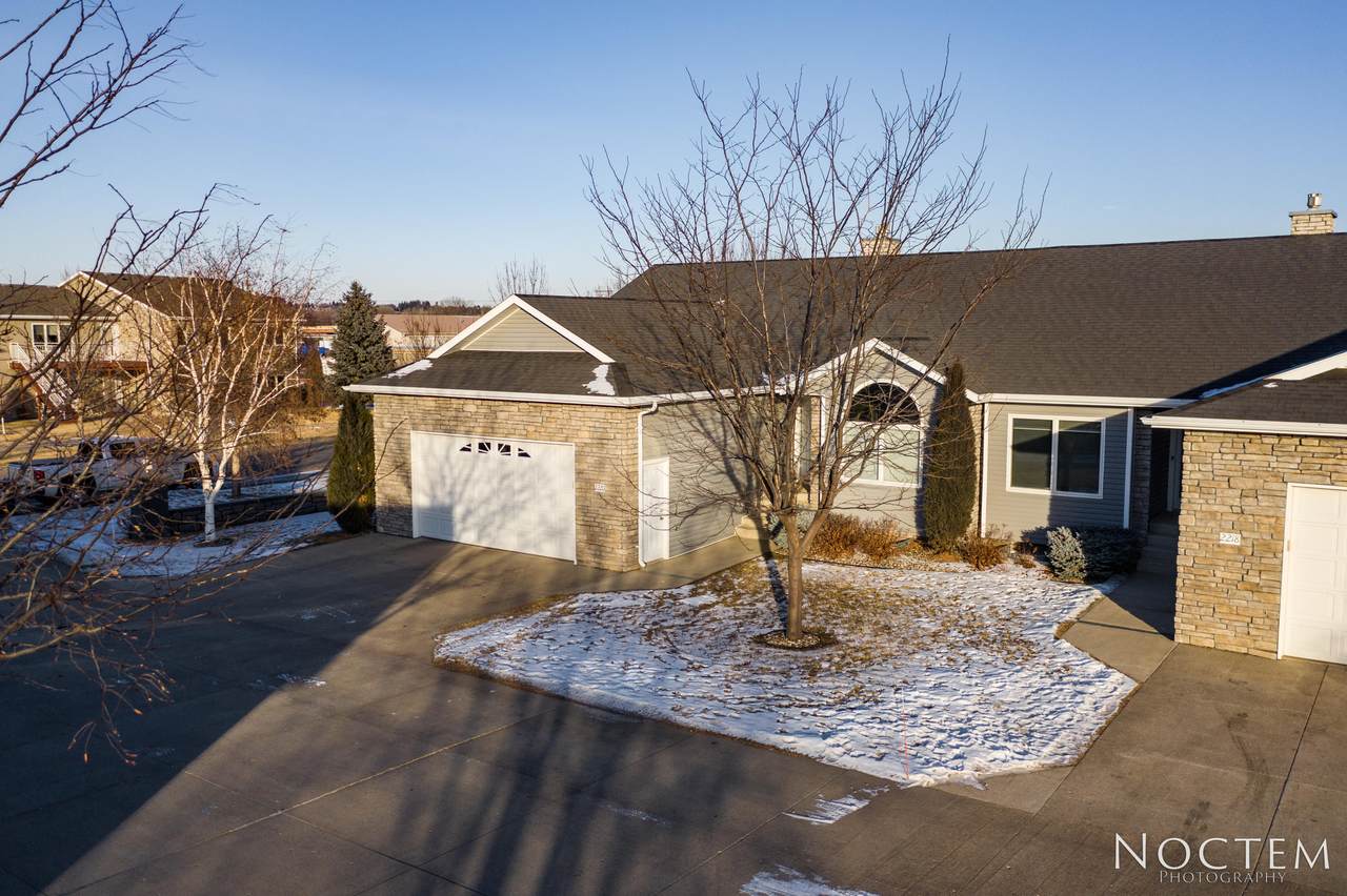 2220 Shoal Loop - Photo 1