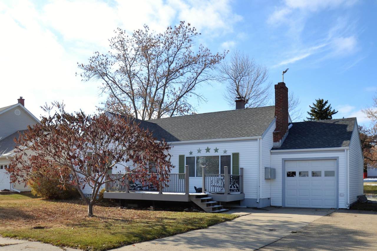 218 3rd Street - Photo 1