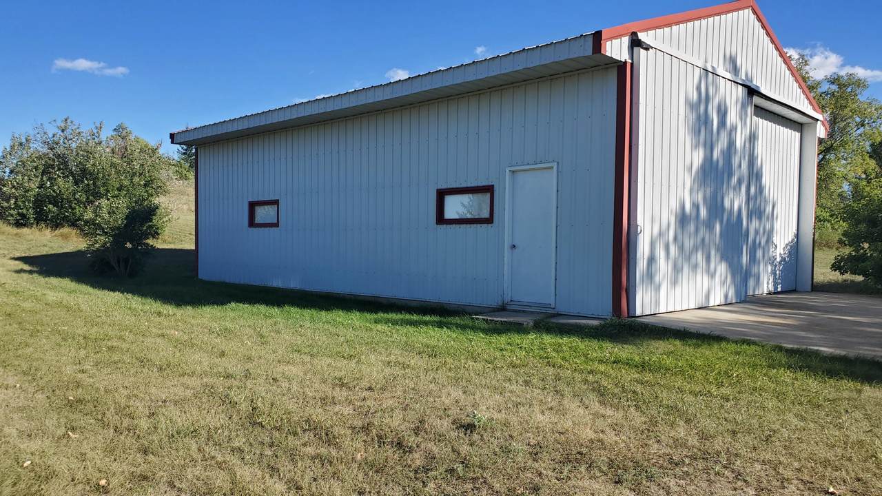 4044 Co Rd 84 - Photo 1