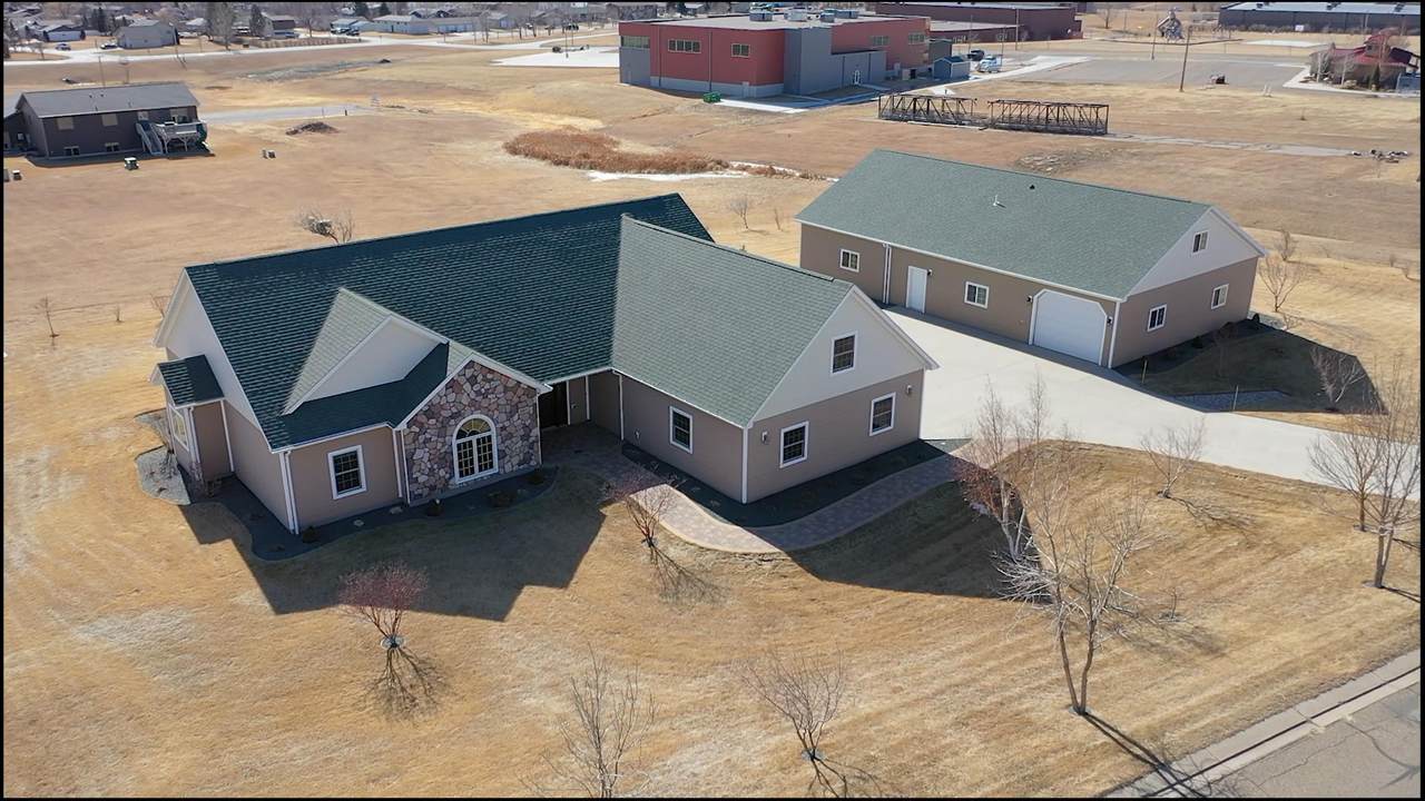 307 19th Street - Photo 1