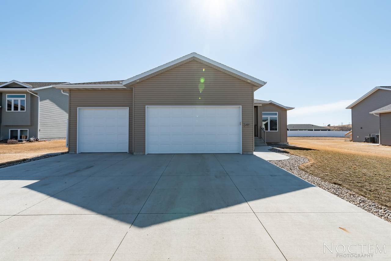 409 Fields Court - Photo 1