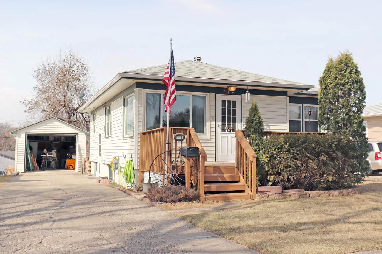716 N 20th Street - Photo 1