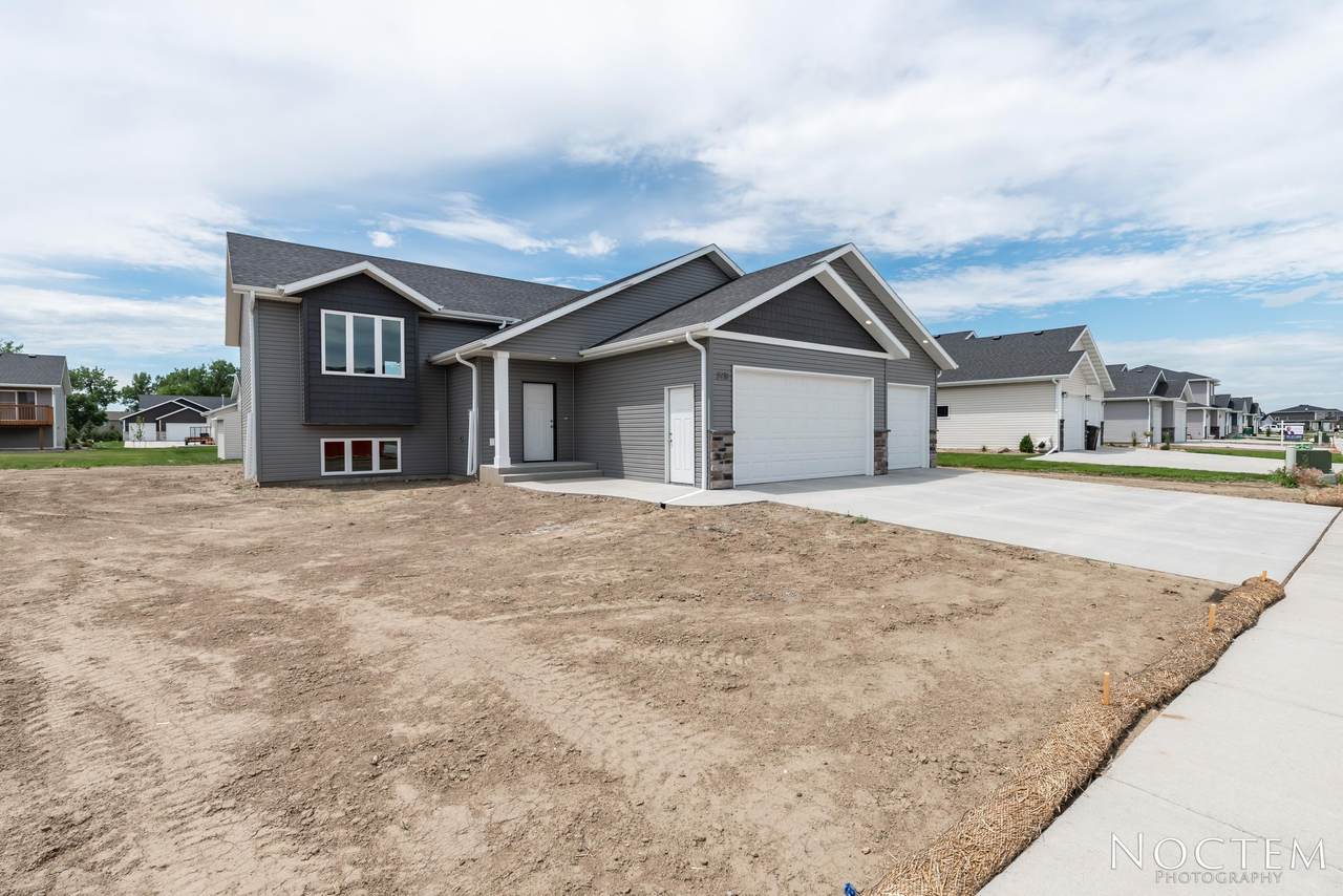 3906 Nickel Street - Photo 1