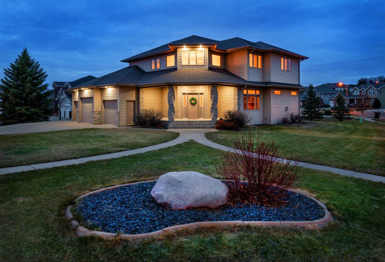 3220 Impala Lane - Photo 1