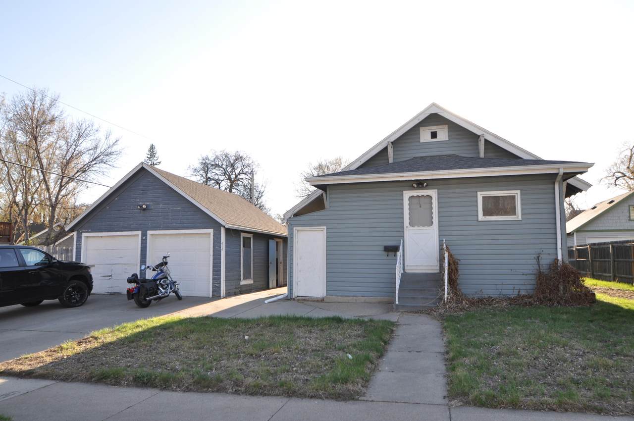 414 N Hannifin Street - Photo 1